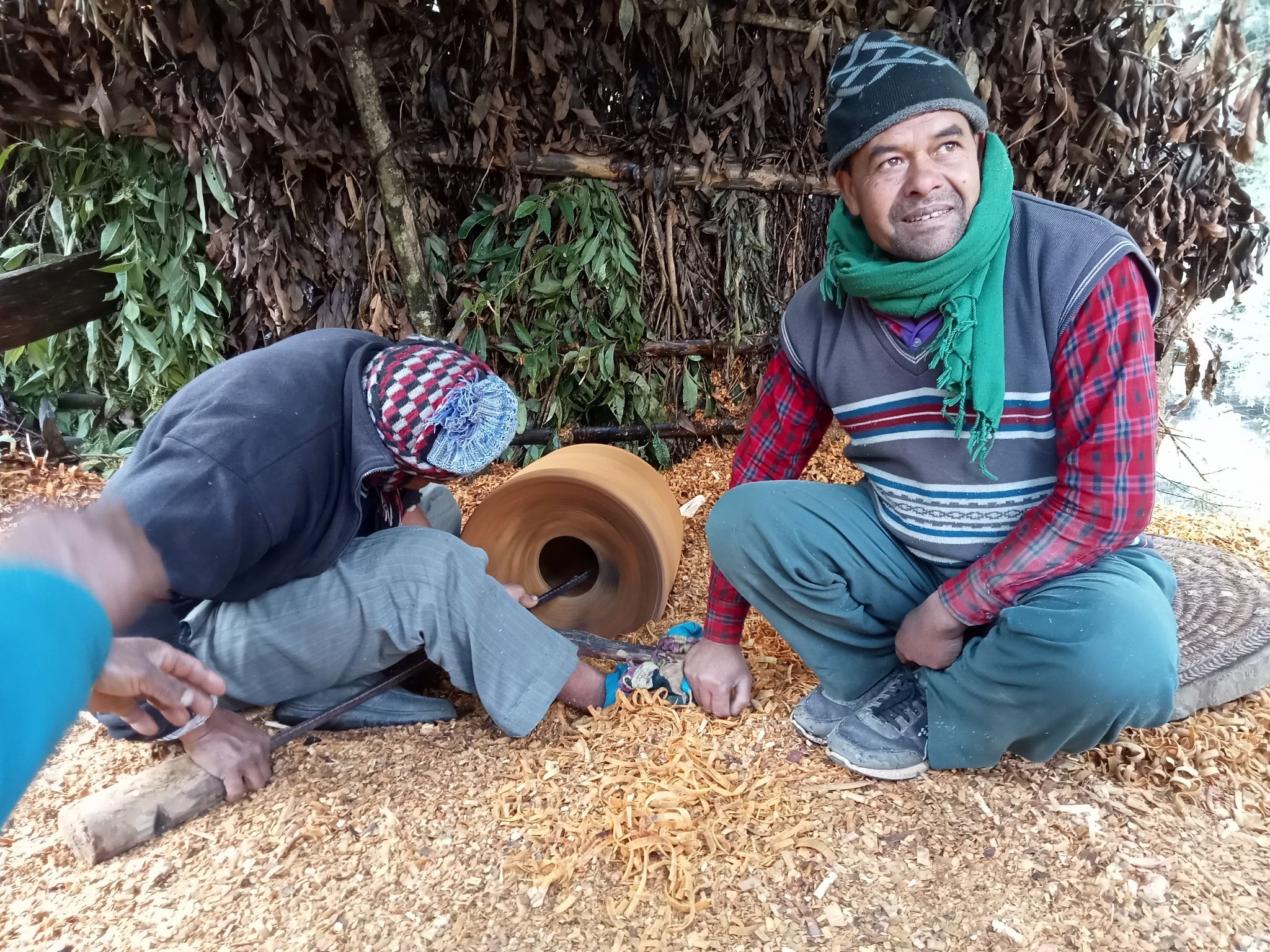  हराउँदै ठेकी, संकटमा ‘चुँदारा’